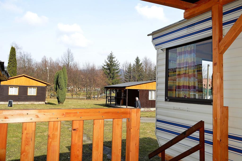 Mobilheim kemp Rožnov pod Radhoštěm Exterior foto