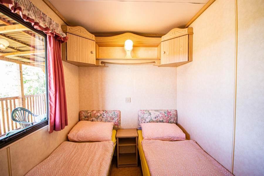 Mobilheim kemp Rožnov pod Radhoštěm Exterior foto